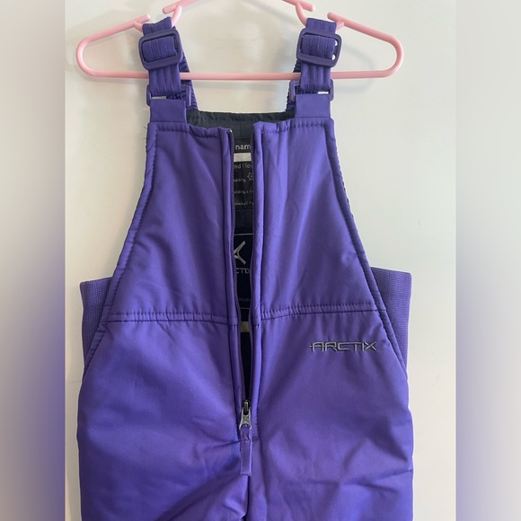 Snow suit - Picture 2 of 8